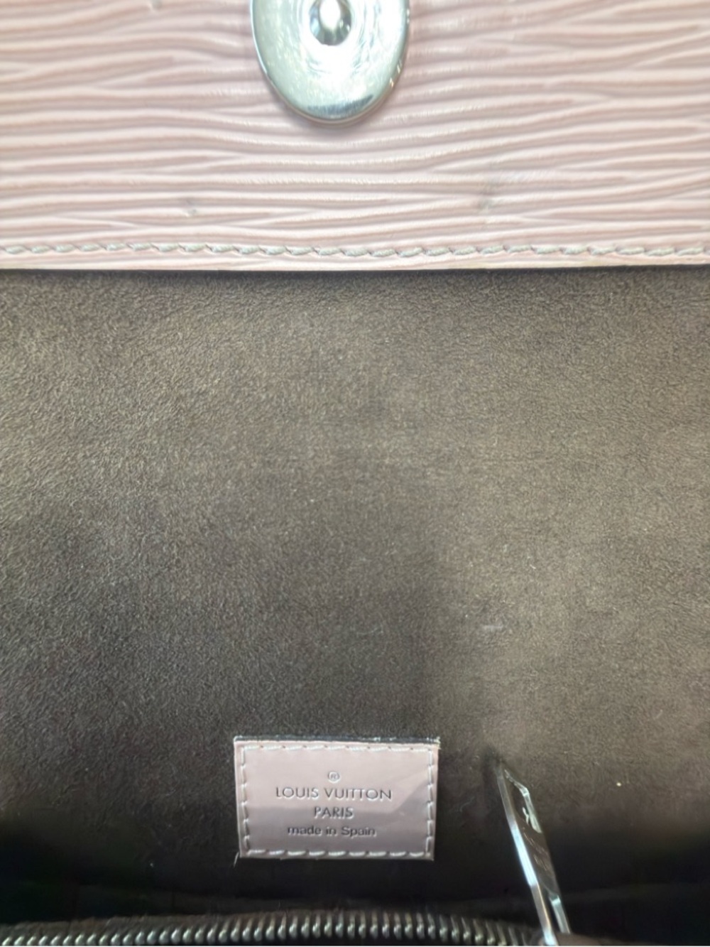 Louis Vuitton LV Monogram Cluny BB. - Picture 7 of 9